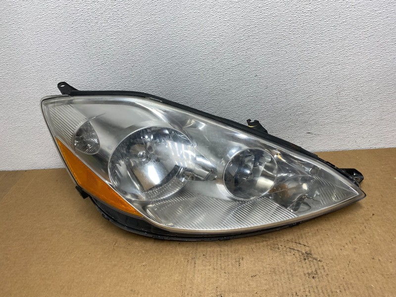 2006 to 2010 Toyota Sienna Right Passenger Rh Side Headlight XENON AC2960 DW