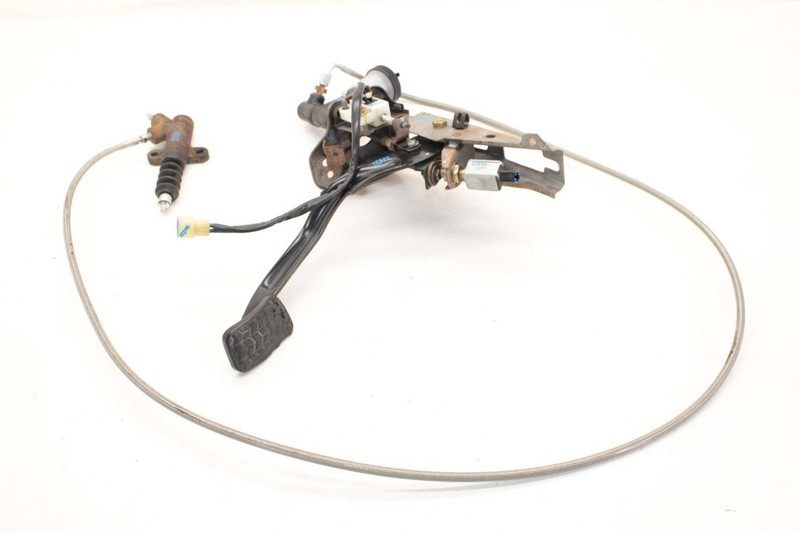 94-97 Mazda MX-5 Miata NA Brake Clutch and Gas Pedal Assembly