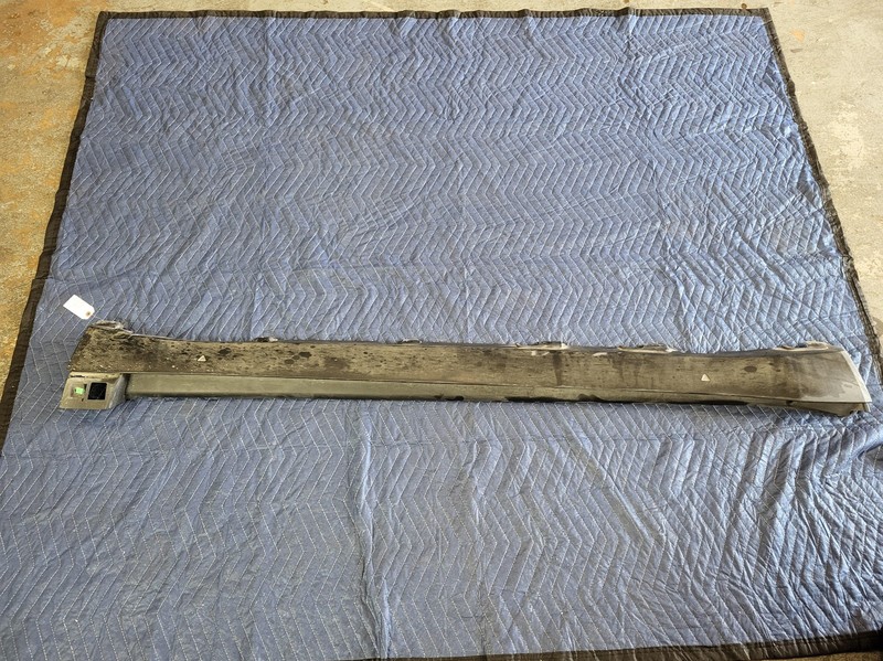 2017-2023 Jeep Renegade Right Passenger Rocker Panel Skirt Molding 7356586710