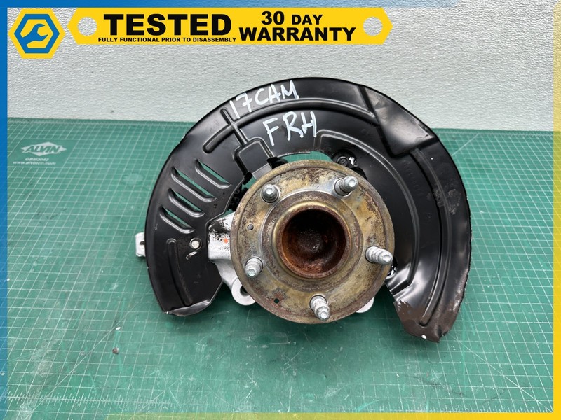 16-24 Chevrolet Camaro FRONT RIGHT SPINDLE KNUCKLE With WHEEL HUB OEM