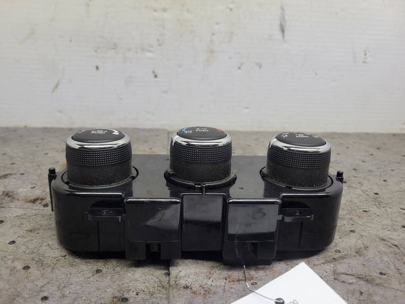 Temperature Control Classic Style Fits 15-24 DODGE 1500 PICKUP 1698458
