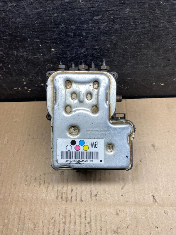2004-07 GMC Savana Express ABS Brake Pump Control OEM 13567149 U8912 PS