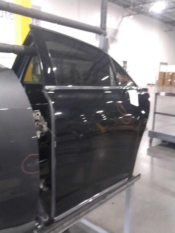 Lincoln Continental 2018 Left Rear Door BLACK 622020 1098