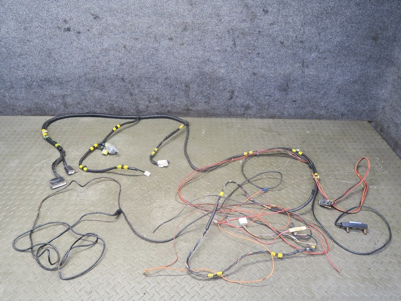 1992 TOYOTA LAND CRUISER FJ80 RIGHT INTERIOR FLOOR WIRE WIRING HARNESS