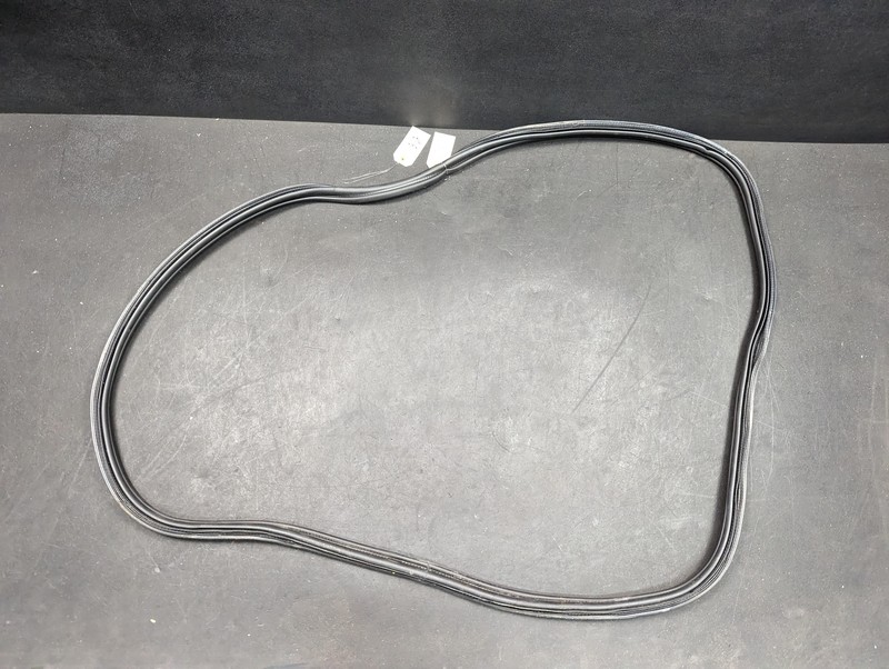Rear Trunk Tailgate Weatherstrip Seal 2019 Jeep Cherokee 5056310AA 20-2022 2023