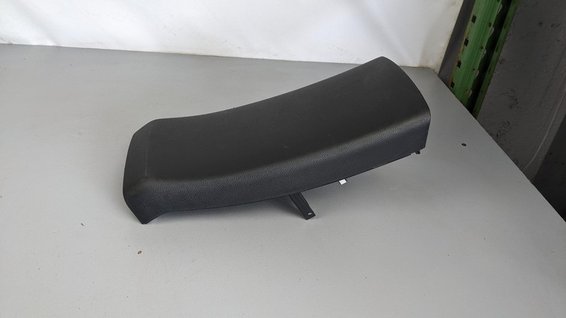 Center Console Rear End Trim Panel 2022 Kia Soul 84642-K0000 2020 2021 - 2024 X