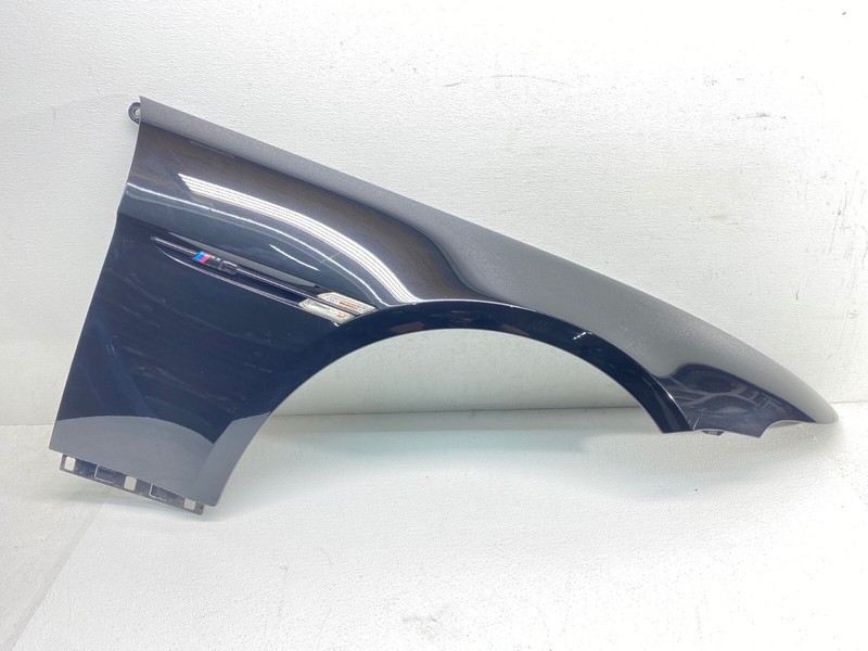 06-10 BMW E63 E64 M6 Right Passenger Side Fender Cover Panel Black Sapphire OEM✅