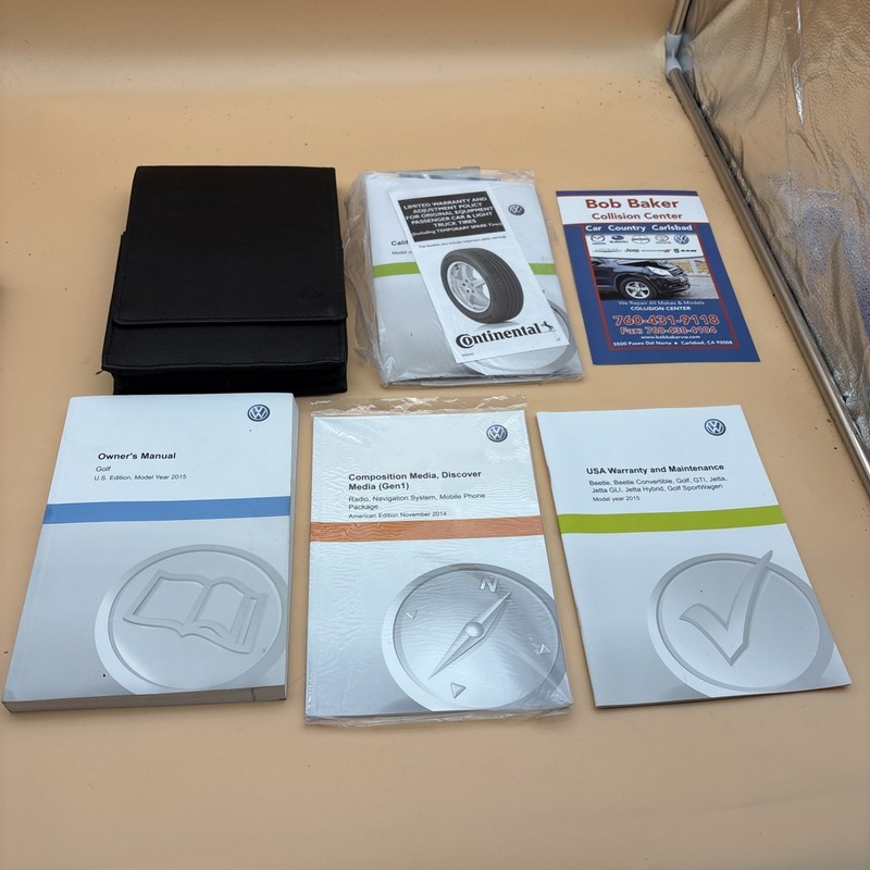2015 Volkswagen Golf Owners Manual Warranty With Case Included