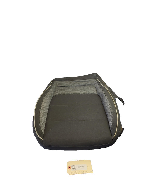 Used Oem Chevrolet Left Driver Front Seat Lower Cushion 2021-2025 Trailblazer