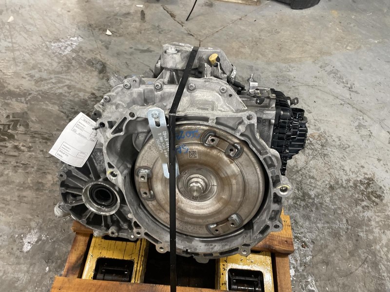 16 CHRYSLER 200 Auto Transmission 9 speed 74k miles 6 Month Warranty!