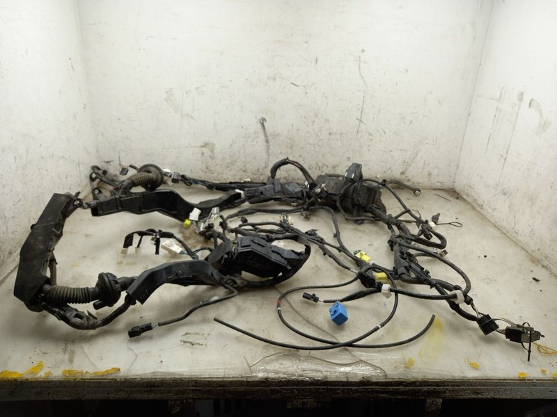 19 TOYOTA C-HR 2.0L ENGINE WIRE HARNESS 82111-10D61