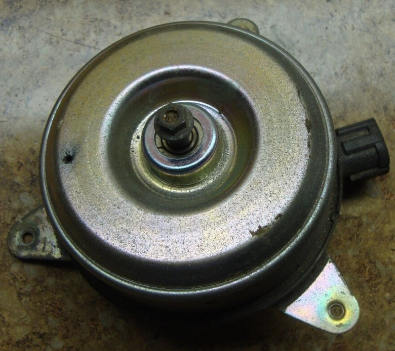 2002 Nissan Altima 2.5L 2.5 L S SL SE Radiator Fan Motor Engine Cooling Coolant