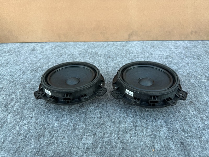 HYUNDAI IONIQ 5 2022-2025 OEM REAR LEFT AND RIGHT DOOR SPEAKERS ASSEMBLY (PAIR)