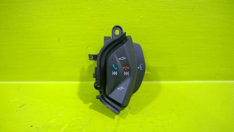 13 14 15 16 17 18 C-MAX ESCAPE FOCUS PHONE AUDIO WHEEL SWITCH OEM 3260-9