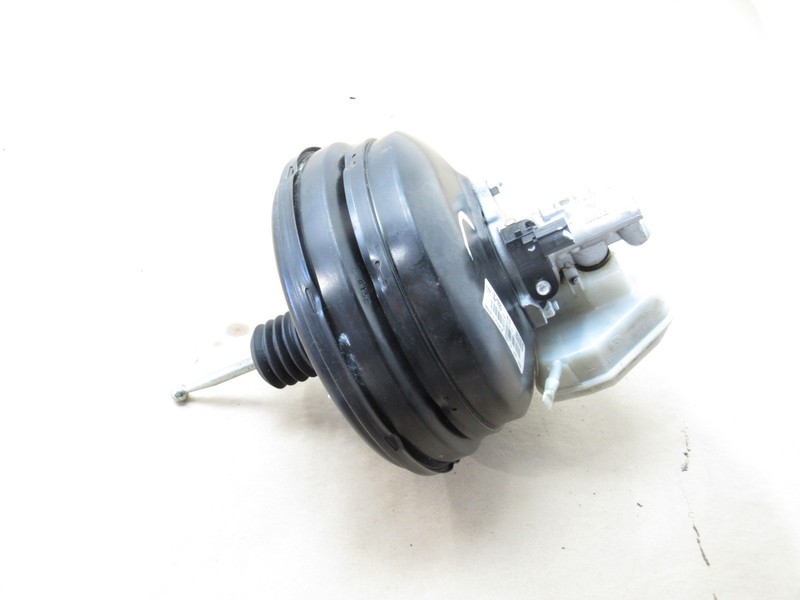 Volkswagen Touareg 2015 Power Brake Booster Master Cylinder Reservoir 11-17 ;#4