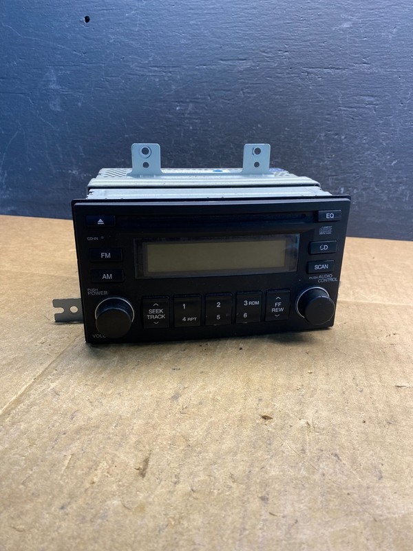 2007 to 2011 Hyundai Accent Radio Cd Mp3 Player OEM AD3641 DG