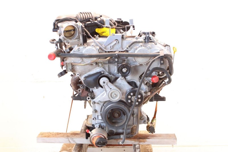 13-15 Nissan XTERRA 4.0L VQ Engine Assembly - 151173 MILES