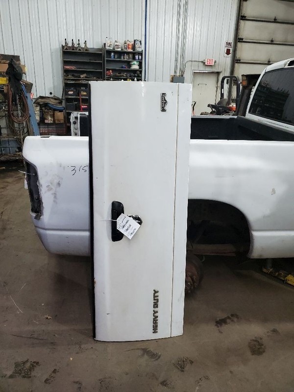 Trunk/Hatch/Tailgate Without Spoiler Fits 03-09 DODGE 2500 PICKUP 309335