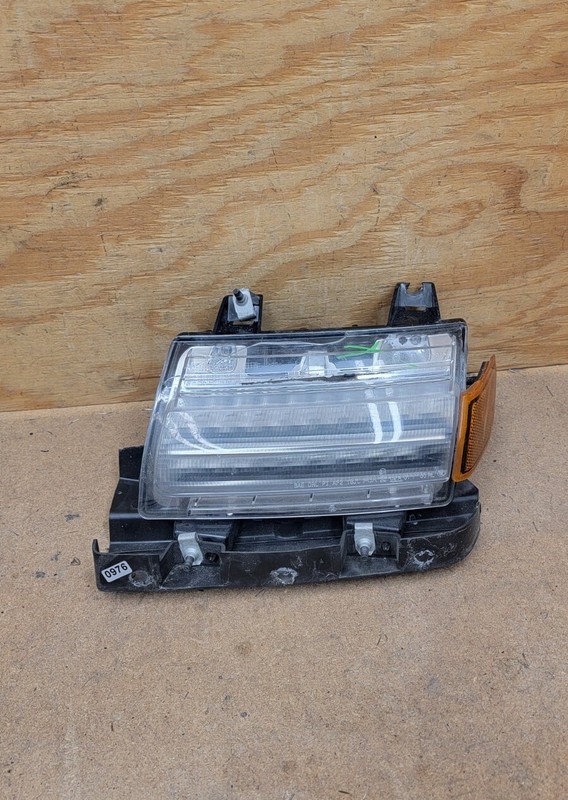 2018 2019 2020 2021 2022 2023 JEEP WRANGLER LH DRIVER FOG LIGHT TURN SIGNAL OEM