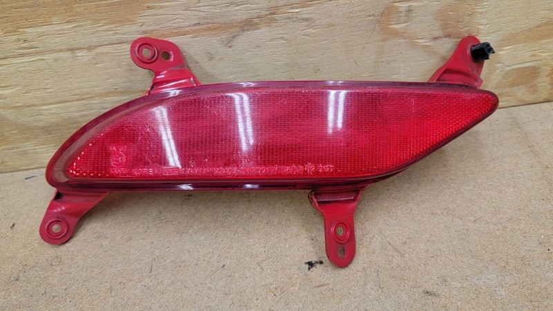 2013 - 2016 HYUNDAI SANTA FE SPORT Rear Bumper Left LH Side Reflector Panel OEM