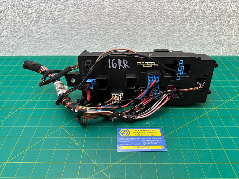 16-17 Range Rover L405 RIGHT DASH POWER FUSE BOX MODULE OEM
