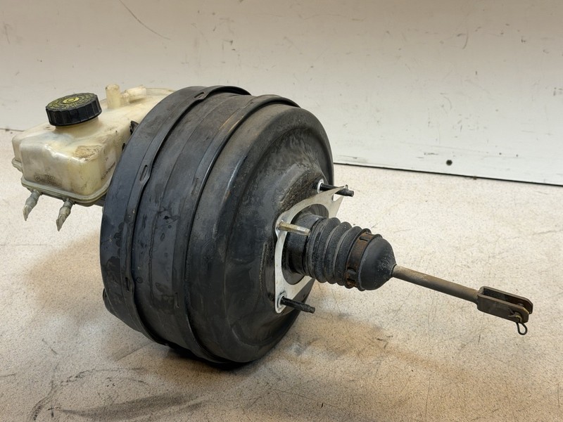 2004-2006 MercedesDodge SPRINTERPower Brake Booster T1N Master Cylinder