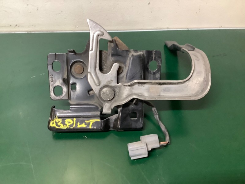 03 04 05 Honda Pilot Hood latch, release assembly, sensor type,Used OEM