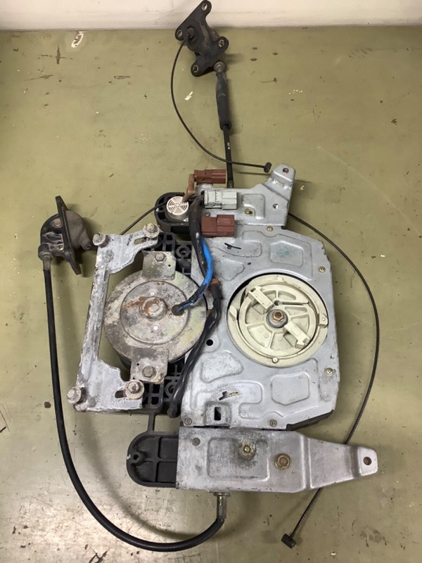 99-04 Odyssey Left Rear Sliding door motor assemblyUsed OEM