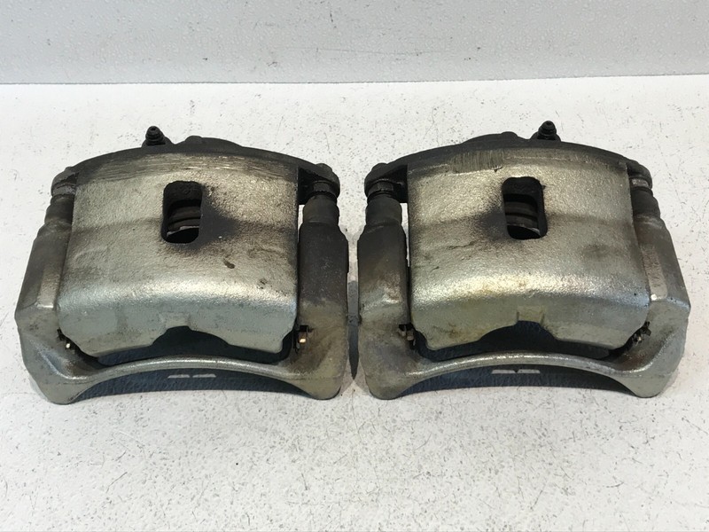 1999-2004 Honda Odyssey Front Left Driver Passenger Right Brake Caliper OEM Pair