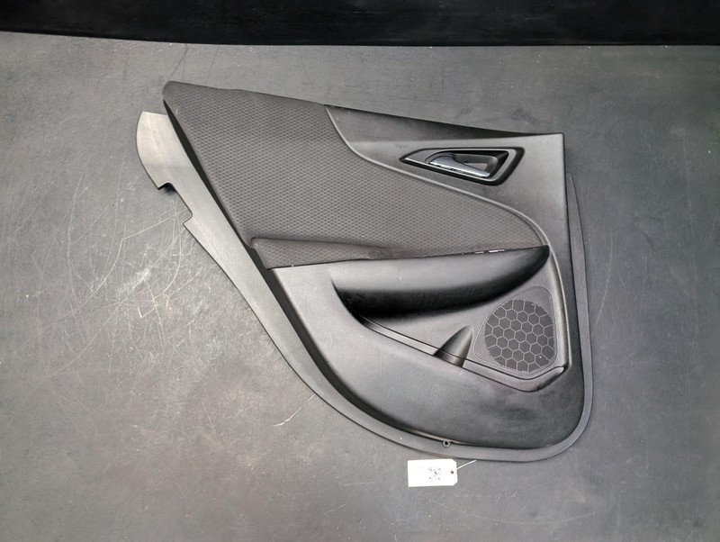 Rear Left Door Trim Panel 2021 Chevrolet Malibu 84822055 2019 2020 2022 - 2024