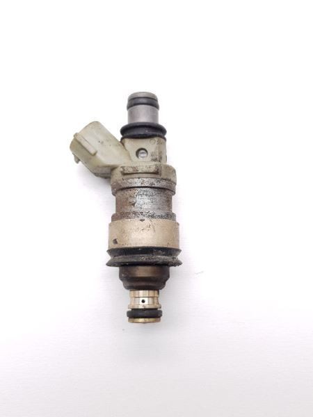 92 93 TOYOTA CAMRY 3.0L FUEL INJECTOR