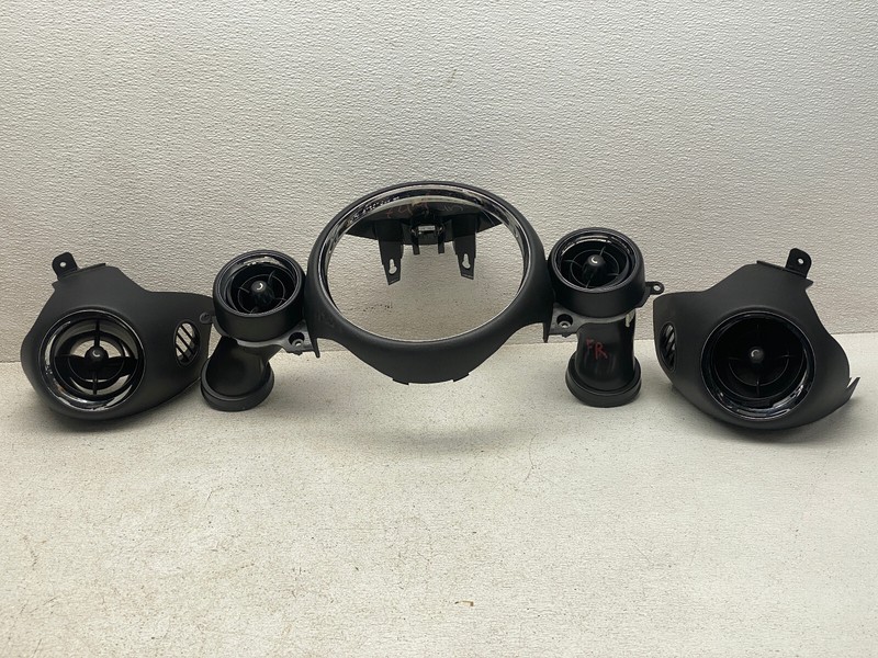 2007-2011 MINI COOPER S FRONT DASH TRIM PANEL AIR VENT SET OEM LOT749