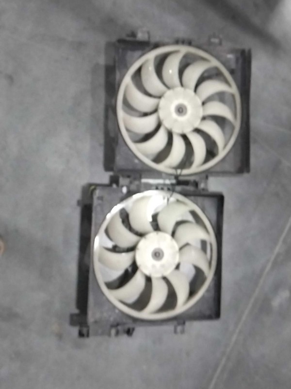 2016 Subaru Impreza OEM Engine Cooling Fan Motor White 426092 130K Miles