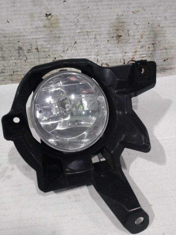 2015 Toyota RAV4 Left Fog Light Assembly Black OEM 308373 Used 139K Miles