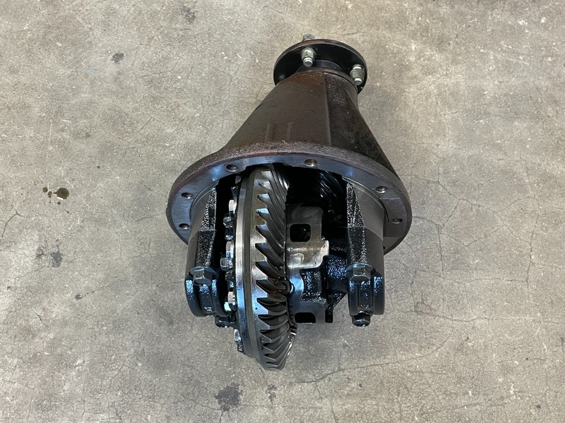 10 11 12 13 Lexus GX460 Rear Diff Differential Axle Carrier 4.6L AWD 1608 OEM