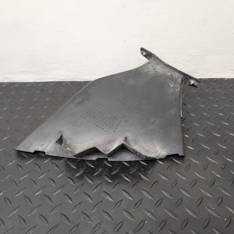 15-23 Dodge Charger Right Passenger Air Brake Cooling Duct OEM 68214812AA