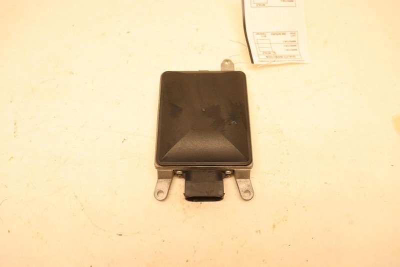 2012-2018 AUDI A6 C7 REAR RIGHT SIDE RADAR BLIND SPOT SENSOR MODULE OEM