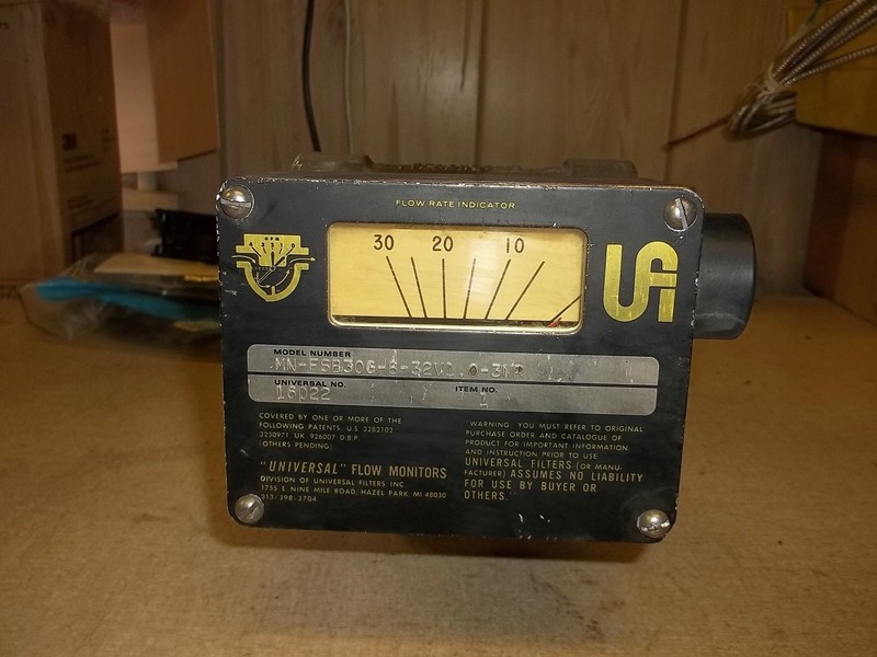 Flow Rate Indicator MN-FSB30G-8-32V1.03NR/16022 w/ Threaded Valve
