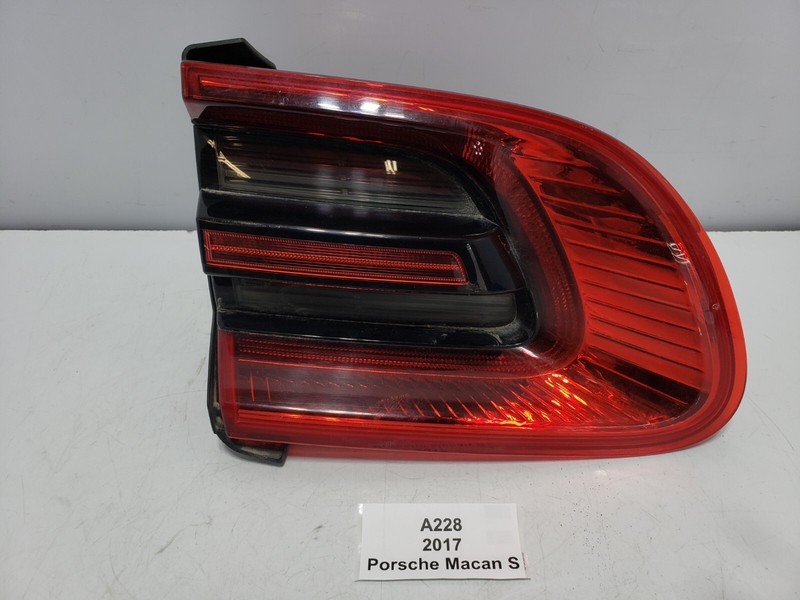 ✅15-18 OEM Porsche Macan S 95B Rear Left Driver Side LED Inner Tail Light Lamp