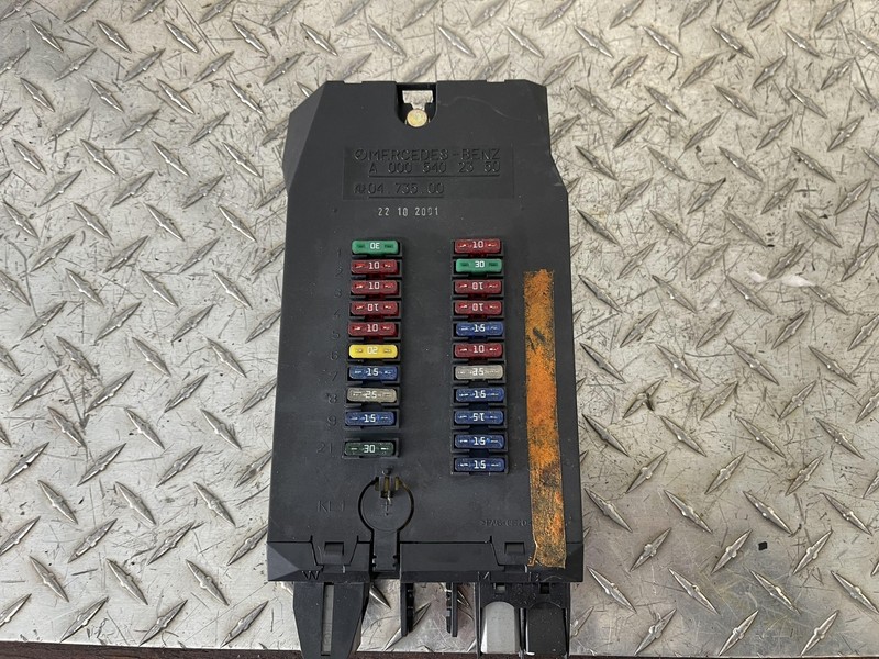 A0005402350 Fuse Module Mercedes-Benz Sprinter W901 W902 W903 W904 1998