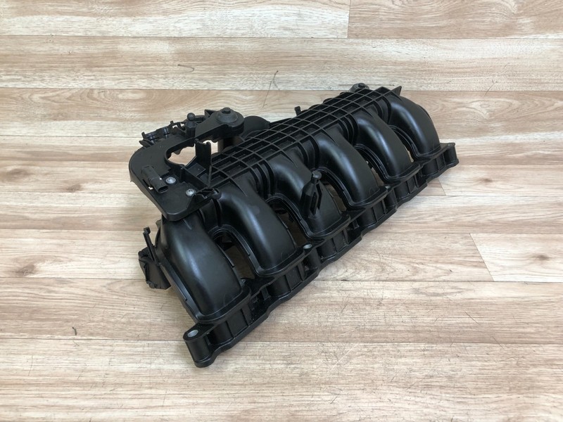 BMW F10 535 OEM FRONT ENGINE MOTOR AIR INTAKE MANIFOLD N55 2011-2016 2