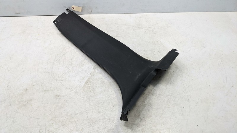 Center Right B Pillar Lower Trim Panel Black 2018 2019 2020 GMC Terrain 84314874