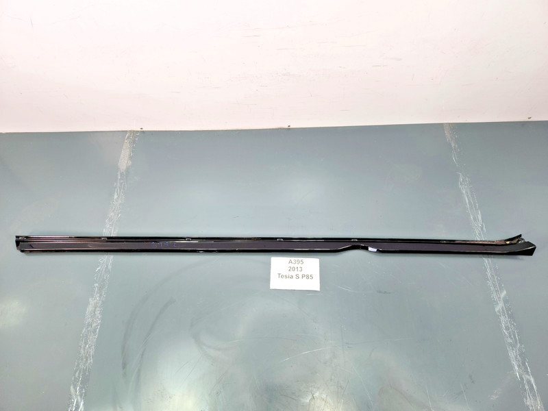 ✅12-20 OEM Tesla Model S Left Driver Side Rocker Panel Scuff Plate Molding Black