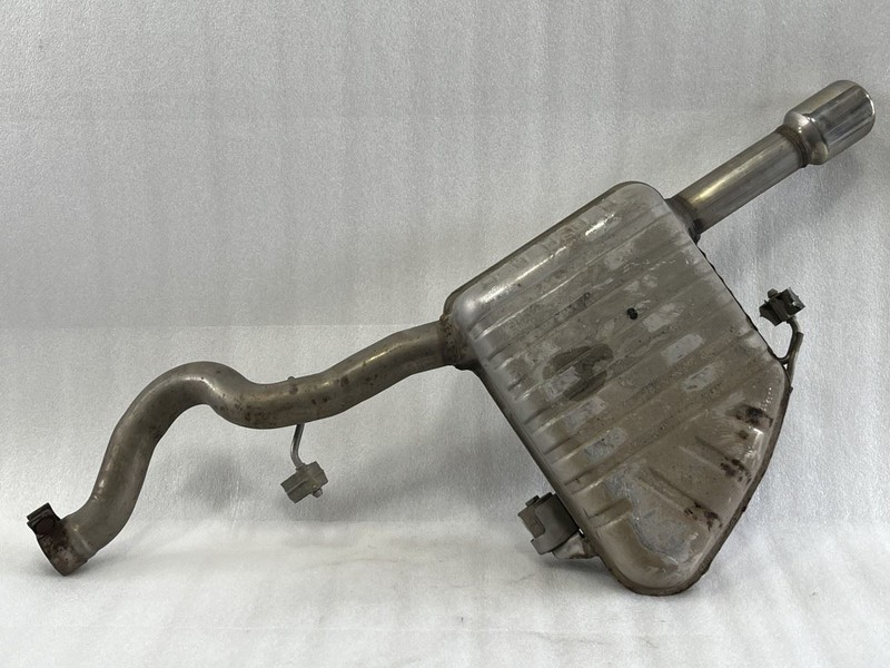 2015 2016 2017 JAGUAR XF XFR LEFT EXHAUST MUFFLER TAIL PIPE 3.0L GX63-5K243-GG
