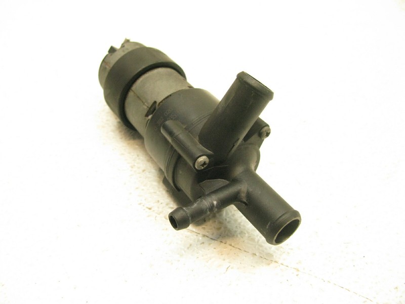0392020077 Mercedes CLK350 W209 CLK500 CLK320 Auxiliary Water Heater Pump OEM