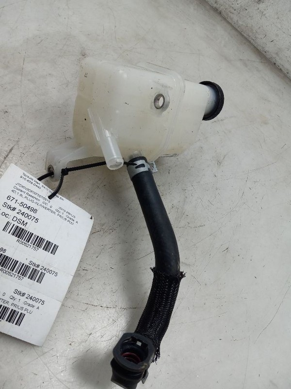 12-15 TOYOTA PRIUS PLUG-IN 1.8L FWD AT RADIATOR COOLANT RESERVOIR