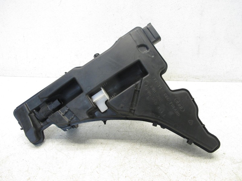 17-24 AUDI B9 A4 S4 SEDAN WINDSHIELD WASHER FLUID RESERVOIR BOTTLE OEM 021025