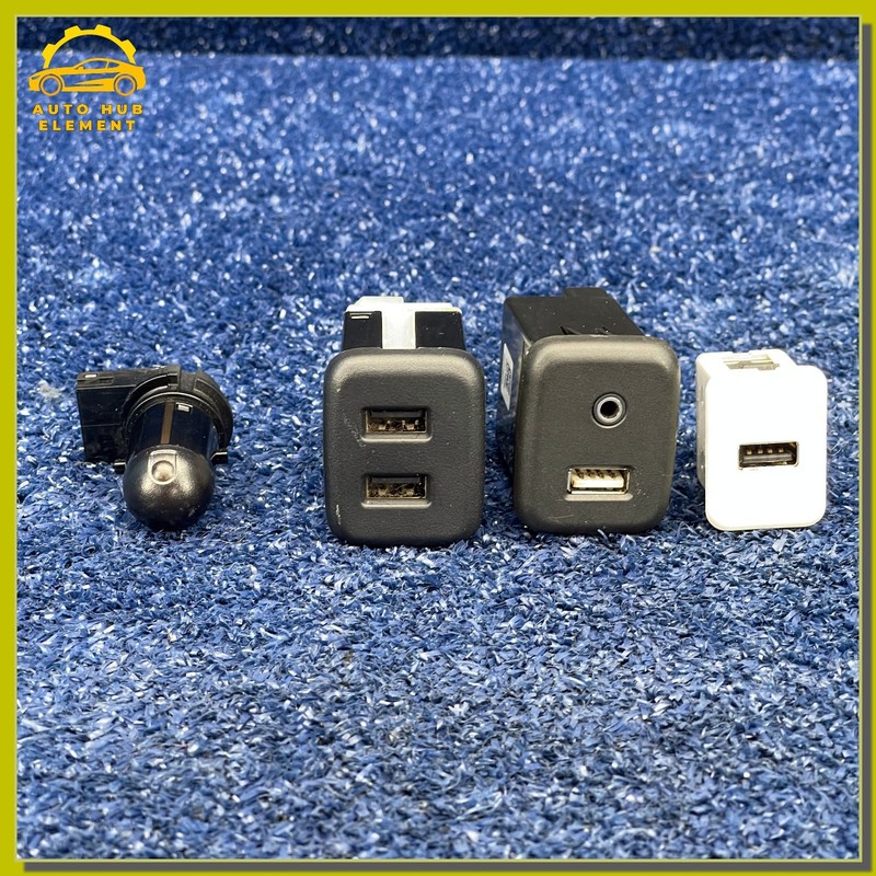 2015-2020 GMC Canyon USB AUX Multimedia Port & Light Sensor Module Set OEM