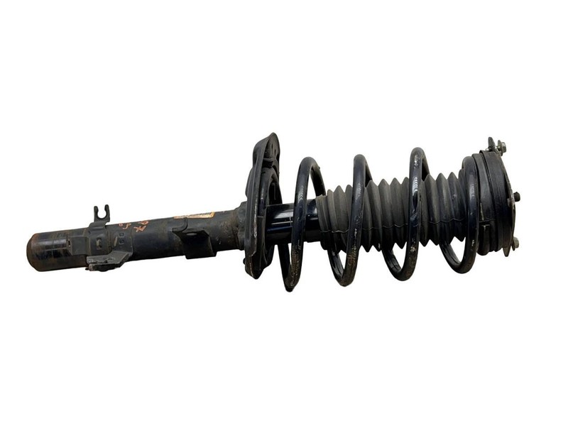 2018-2019 Nissan Rogue Right Passenger Side Front Strut