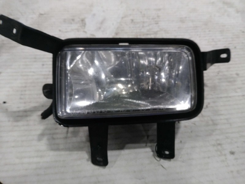 2015 Chevrolet Tahoe Right Fog Light Assembly Black OEM 613431 134K Miles